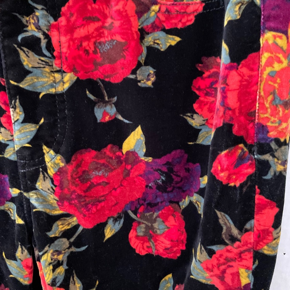 Soft Surroundings Black Floral Velvet Pants Women's Size 8 Red Rose Print - Picture 2 of 15